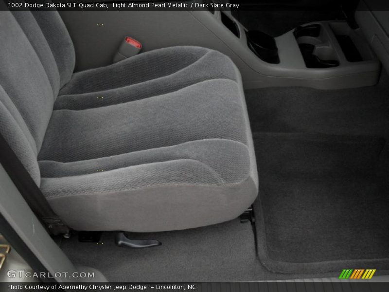 Light Almond Pearl Metallic / Dark Slate Gray 2002 Dodge Dakota SLT Quad Cab