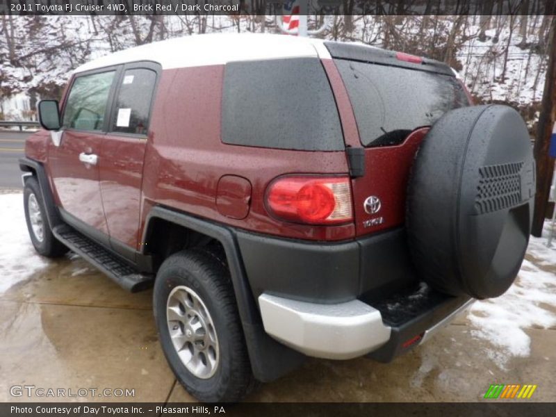 Brick Red / Dark Charcoal 2011 Toyota FJ Cruiser 4WD
