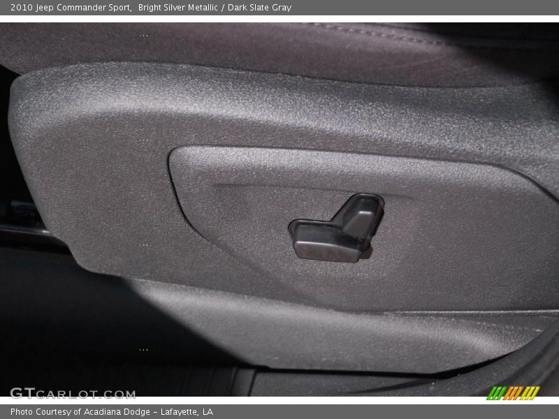 Bright Silver Metallic / Dark Slate Gray 2010 Jeep Commander Sport
