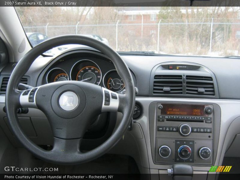 Black Onyx / Gray 2007 Saturn Aura XE