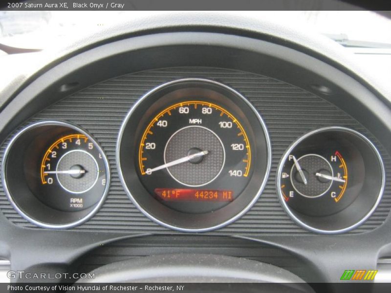 Black Onyx / Gray 2007 Saturn Aura XE