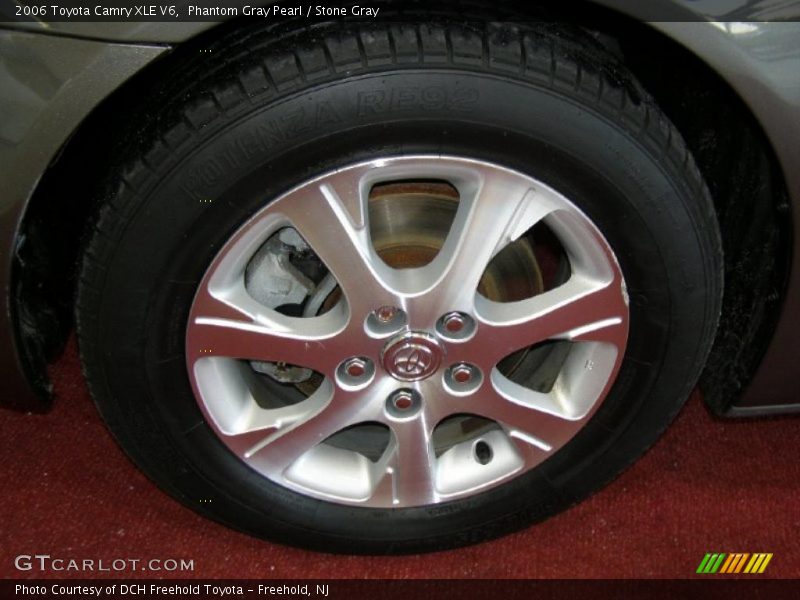 Phantom Gray Pearl / Stone Gray 2006 Toyota Camry XLE V6