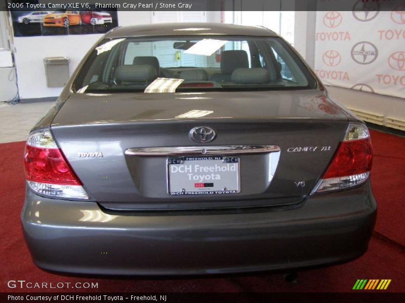 Phantom Gray Pearl / Stone Gray 2006 Toyota Camry XLE V6