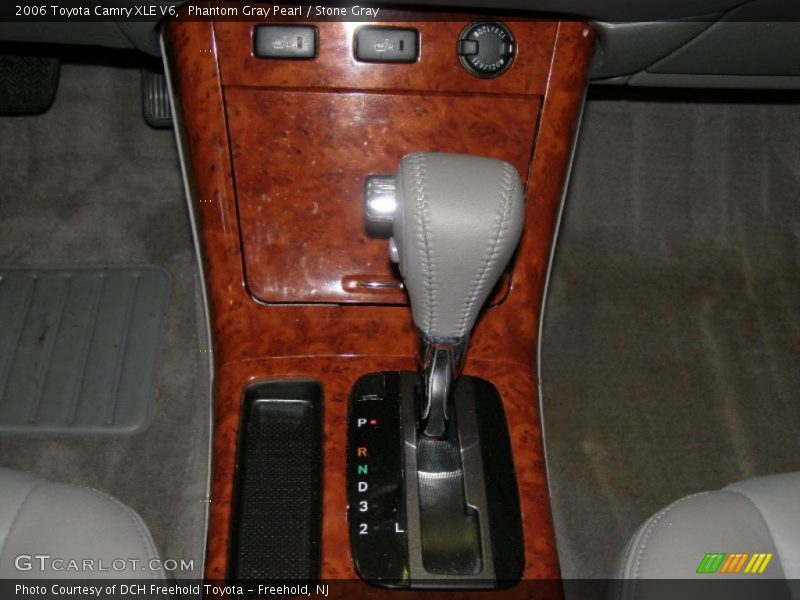 Phantom Gray Pearl / Stone Gray 2006 Toyota Camry XLE V6