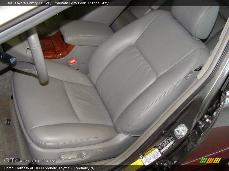 Phantom Gray Pearl / Stone Gray 2006 Toyota Camry XLE V6