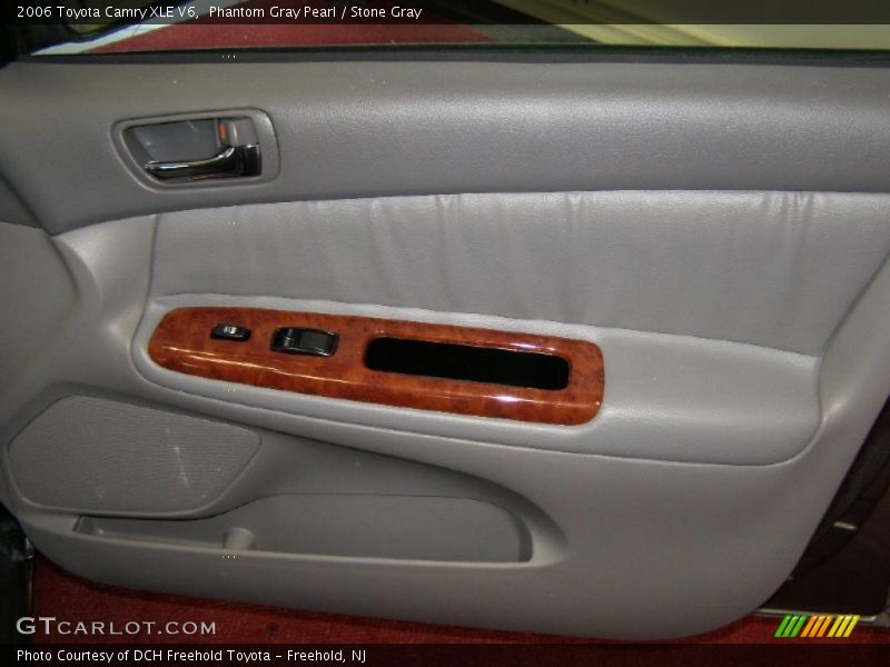 Phantom Gray Pearl / Stone Gray 2006 Toyota Camry XLE V6