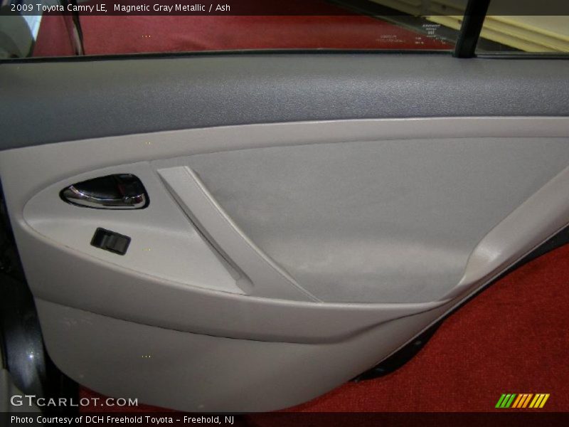Magnetic Gray Metallic / Ash 2009 Toyota Camry LE