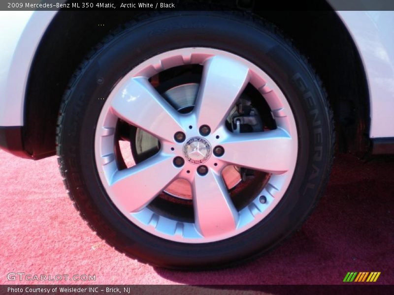 Arctic White / Black 2009 Mercedes-Benz ML 350 4Matic