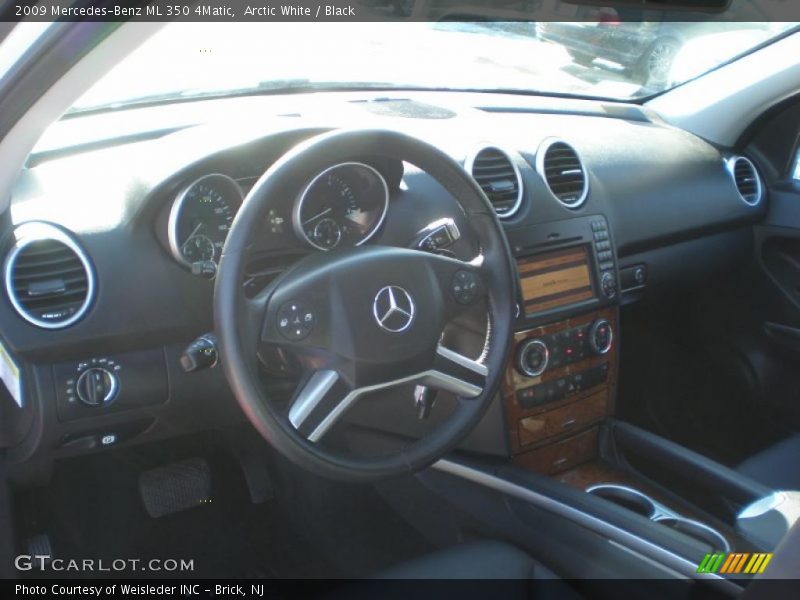 Arctic White / Black 2009 Mercedes-Benz ML 350 4Matic