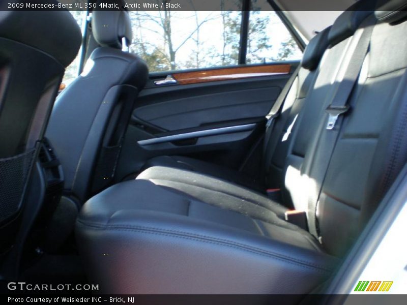 Arctic White / Black 2009 Mercedes-Benz ML 350 4Matic