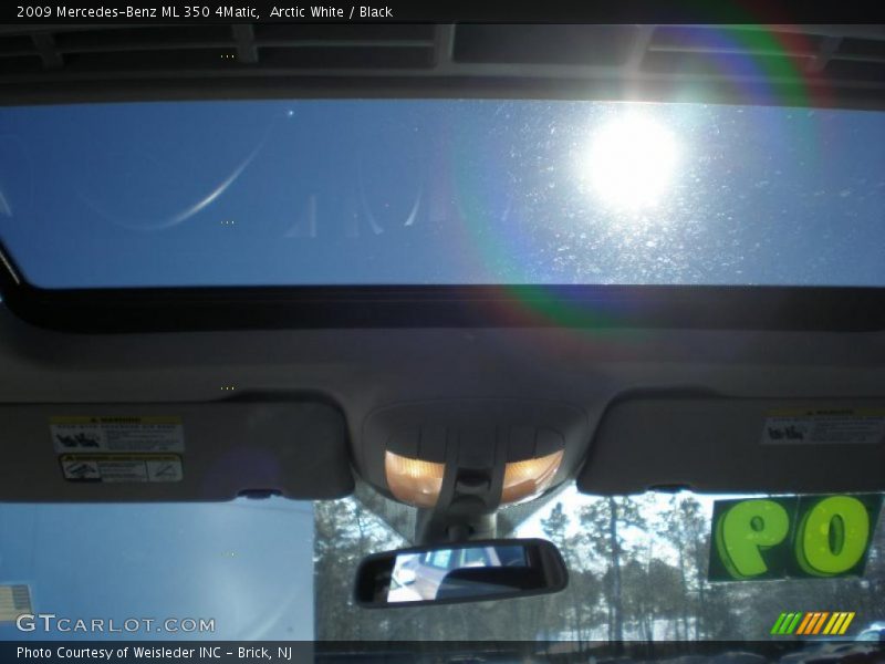 Arctic White / Black 2009 Mercedes-Benz ML 350 4Matic