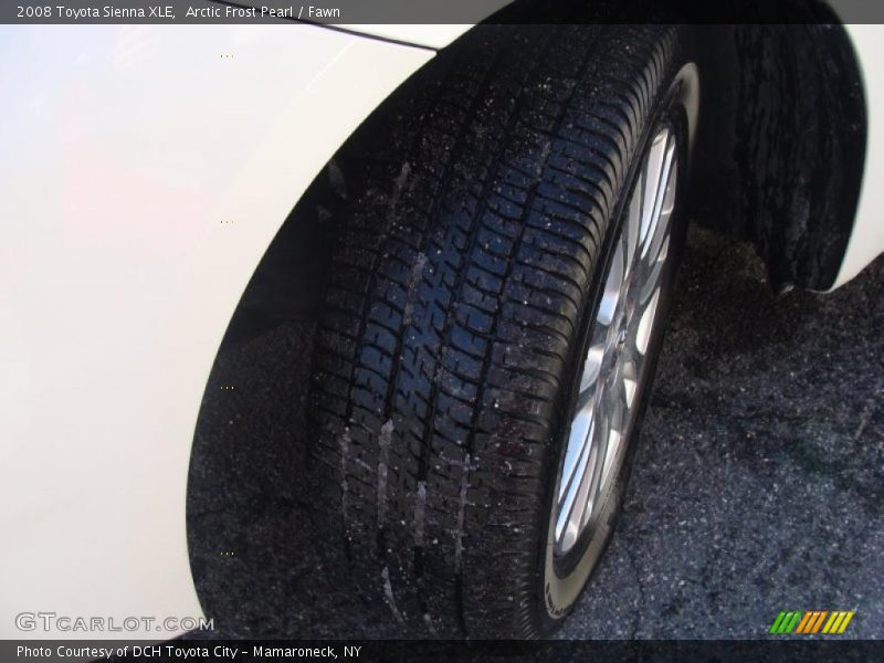 Arctic Frost Pearl / Fawn 2008 Toyota Sienna XLE