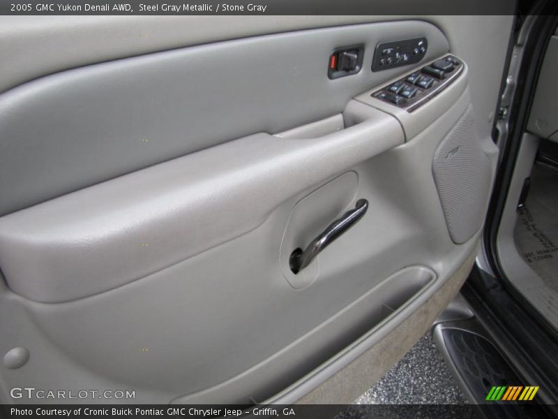 Steel Gray Metallic / Stone Gray 2005 GMC Yukon Denali AWD