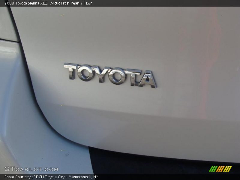 Arctic Frost Pearl / Fawn 2008 Toyota Sienna XLE