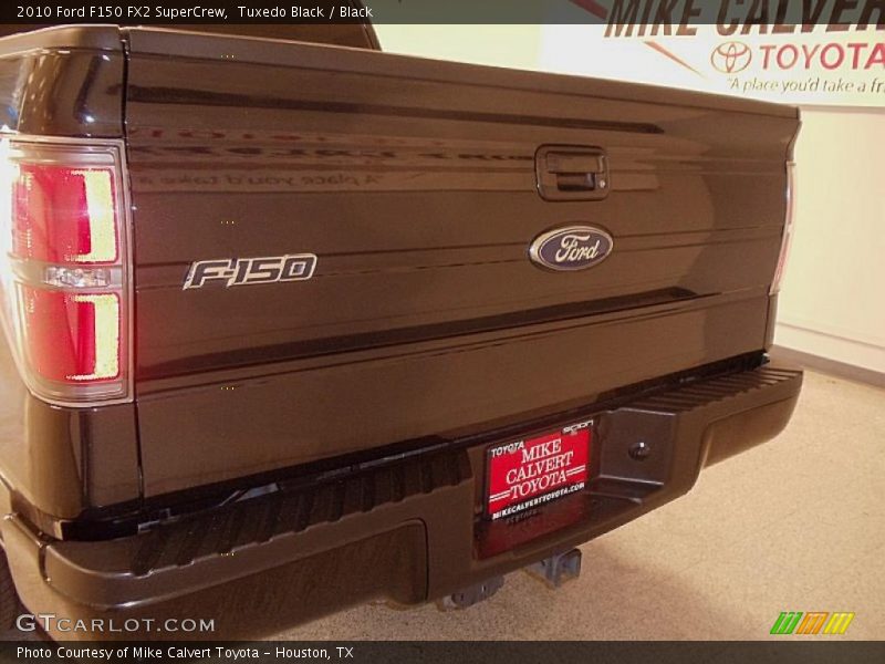 Tuxedo Black / Black 2010 Ford F150 FX2 SuperCrew
