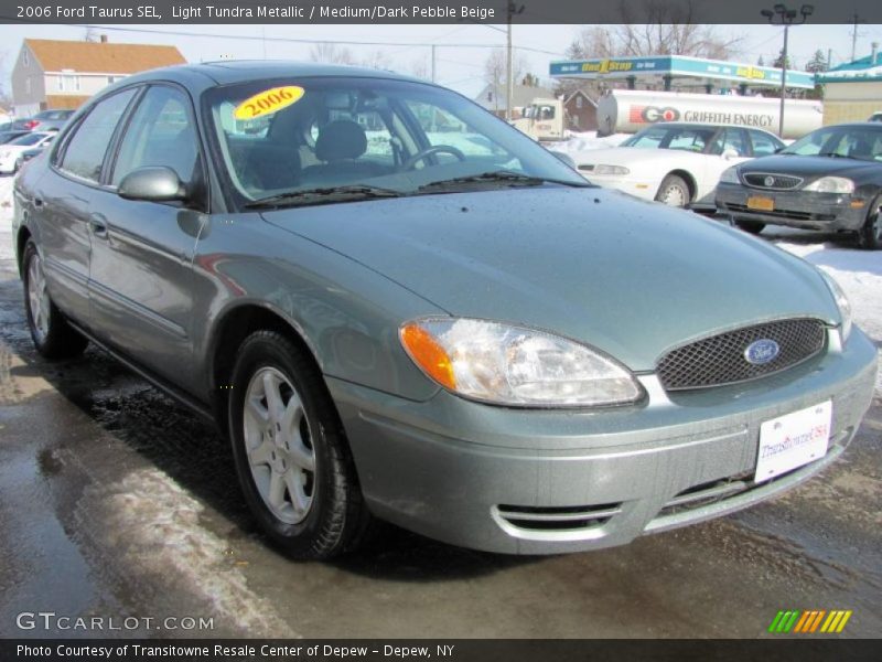 Light Tundra Metallic / Medium/Dark Pebble Beige 2006 Ford Taurus SEL