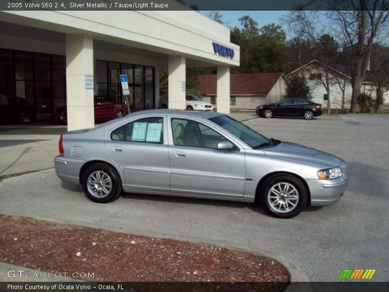 Silver Metallic / Taupe/Light Taupe 2005 Volvo S60 2.4