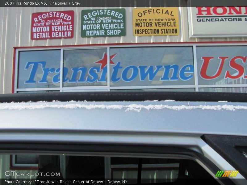 Fine Silver / Gray 2007 Kia Rondo EX V6