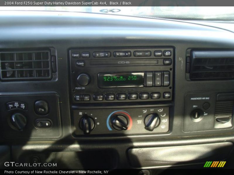 Black / Black 2004 Ford F250 Super Duty Harley Davidson SuperCab 4x4