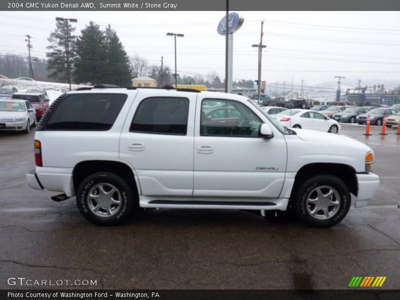 Summit White / Stone Gray 2004 GMC Yukon Denali AWD