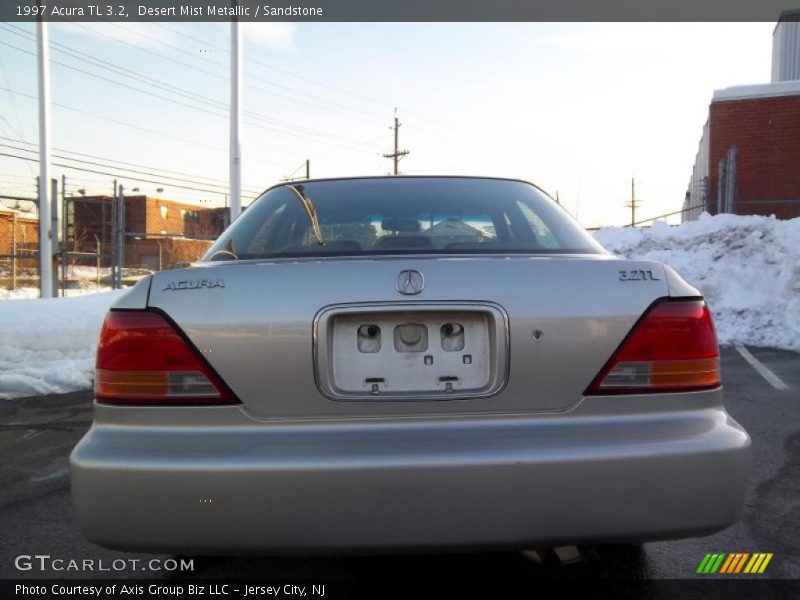 Desert Mist Metallic / Sandstone 1997 Acura TL 3.2