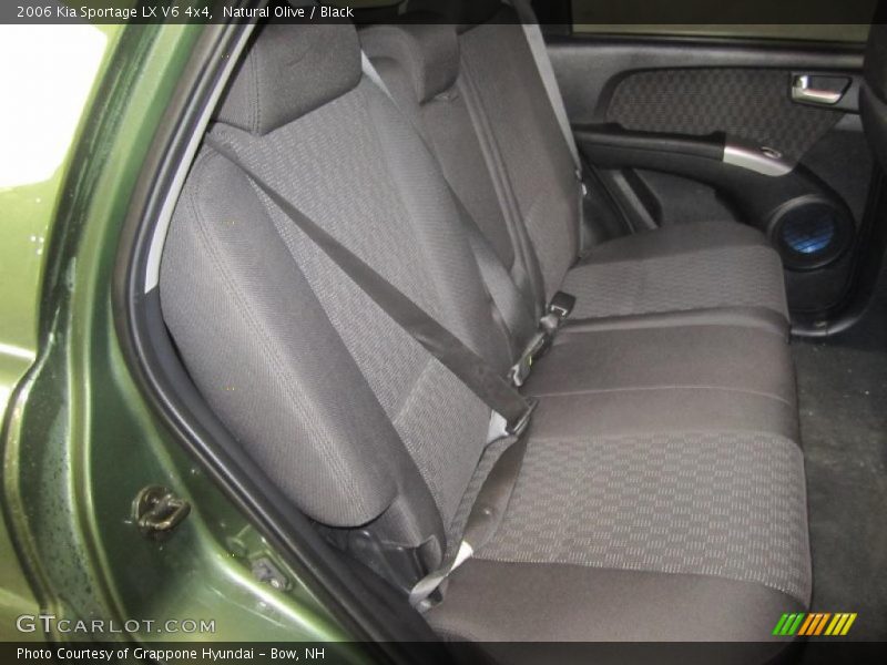  2006 Sportage LX V6 4x4 Black Interior