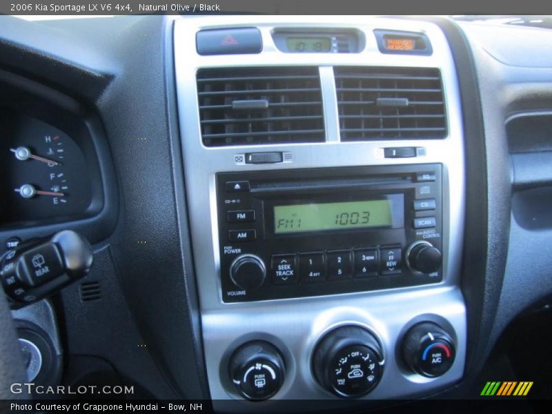Controls of 2006 Sportage LX V6 4x4