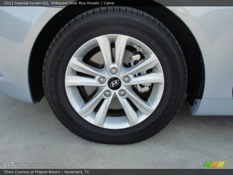 Iridescent Silver Blue Metallic / Camel 2011 Hyundai Sonata GLS