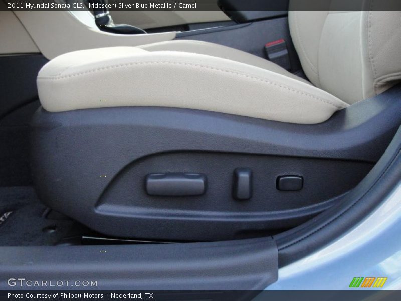 Iridescent Silver Blue Metallic / Camel 2011 Hyundai Sonata GLS