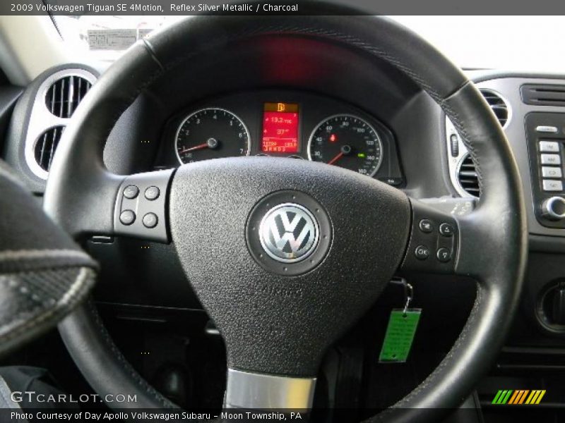 Reflex Silver Metallic / Charcoal 2009 Volkswagen Tiguan SE 4Motion