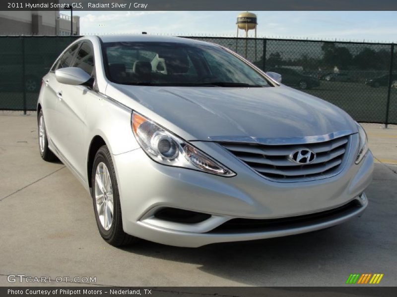 Radiant Silver / Gray 2011 Hyundai Sonata GLS