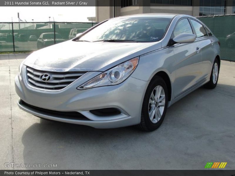 Radiant Silver / Gray 2011 Hyundai Sonata GLS