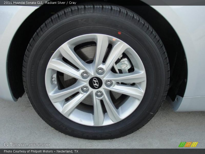 Radiant Silver / Gray 2011 Hyundai Sonata GLS