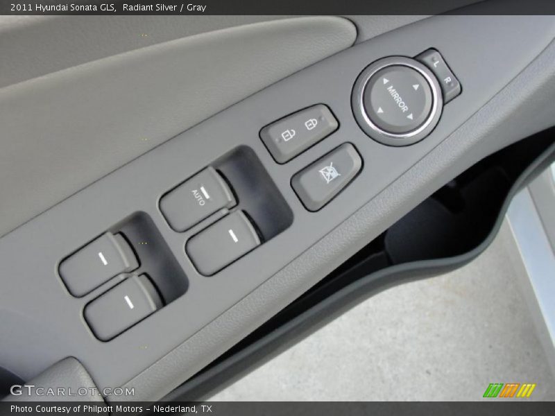 Radiant Silver / Gray 2011 Hyundai Sonata GLS