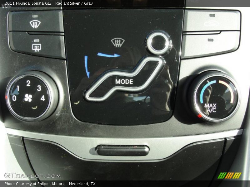 Radiant Silver / Gray 2011 Hyundai Sonata GLS