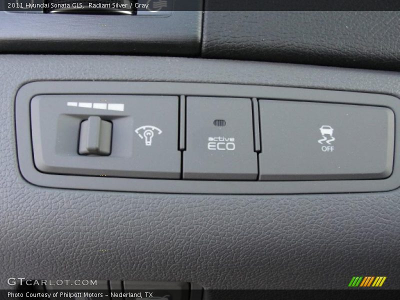 Radiant Silver / Gray 2011 Hyundai Sonata GLS