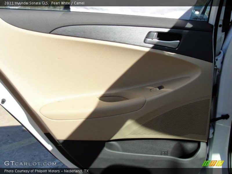 Pearl White / Camel 2011 Hyundai Sonata GLS