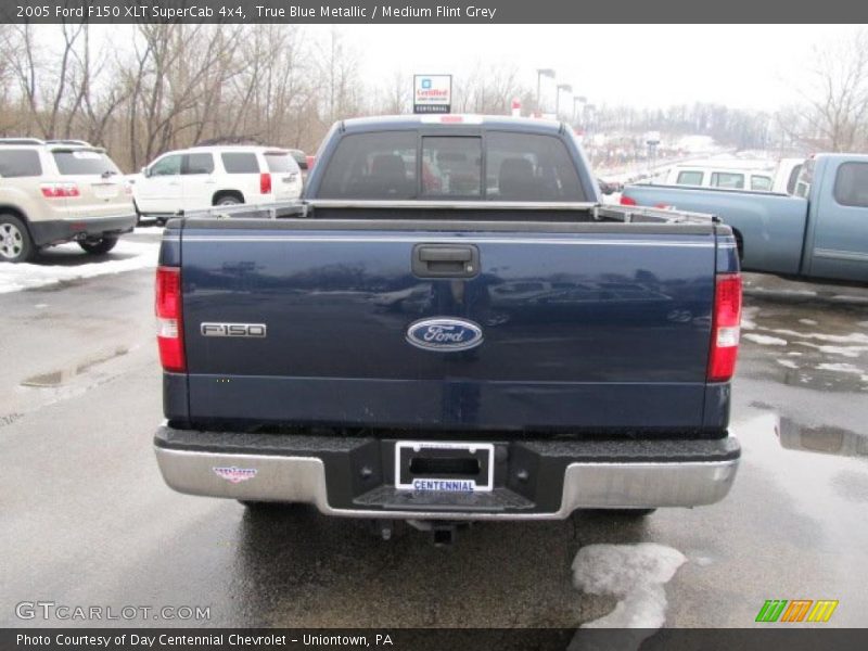 True Blue Metallic / Medium Flint Grey 2005 Ford F150 XLT SuperCab 4x4