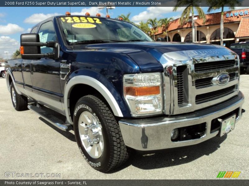 Front 3/4 View of 2008 F250 Super Duty Lariat SuperCab