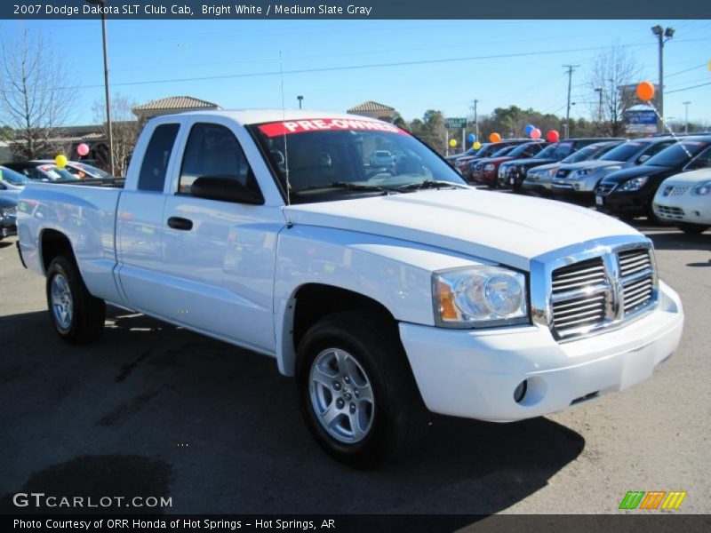 Bright White / Medium Slate Gray 2007 Dodge Dakota SLT Club Cab