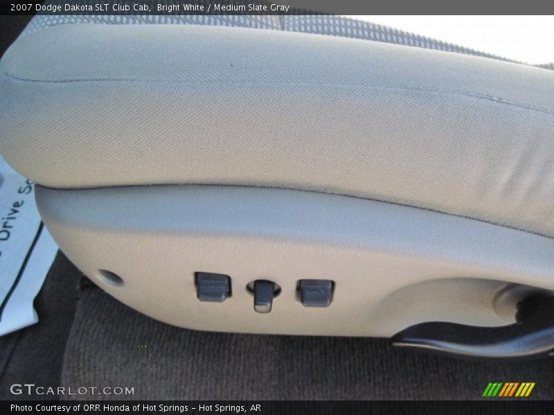 Bright White / Medium Slate Gray 2007 Dodge Dakota SLT Club Cab