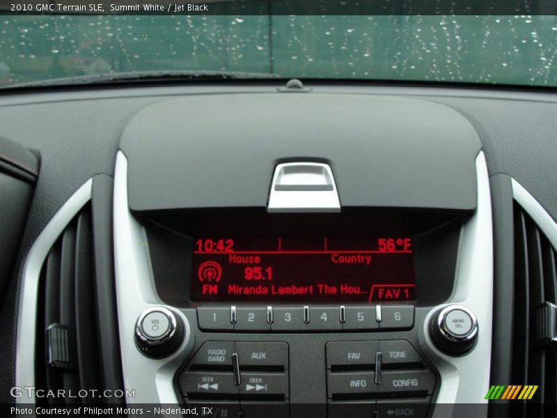 Summit White / Jet Black 2010 GMC Terrain SLE