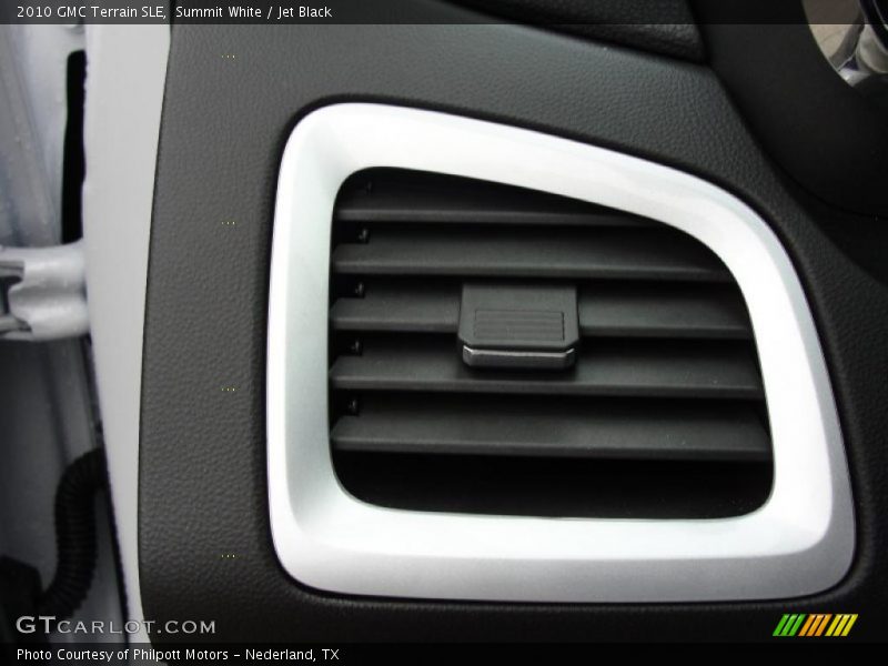 Summit White / Jet Black 2010 GMC Terrain SLE