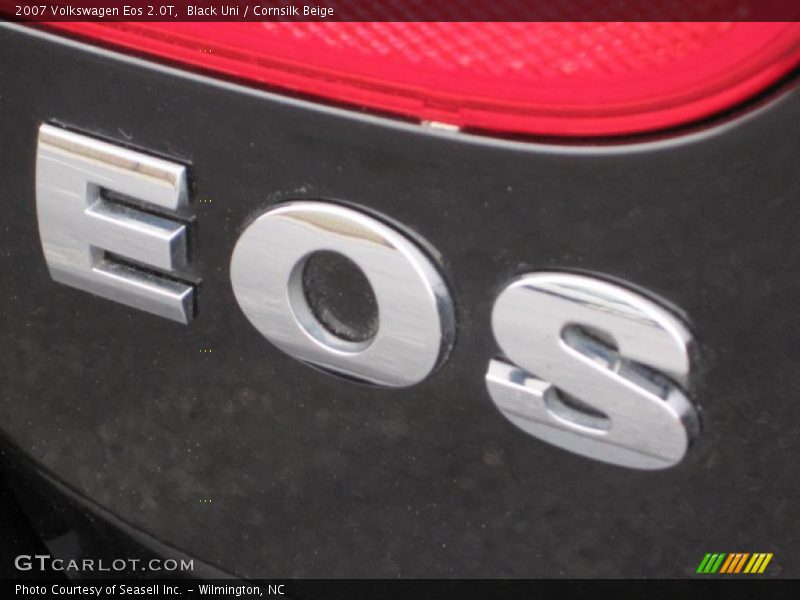 Black Uni / Cornsilk Beige 2007 Volkswagen Eos 2.0T