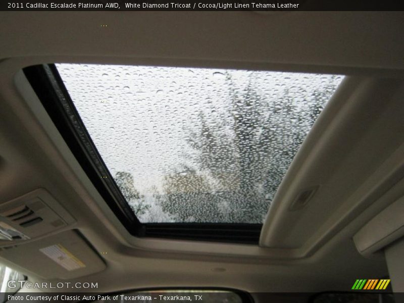 White Diamond Tricoat / Cocoa/Light Linen Tehama Leather 2011 Cadillac Escalade Platinum AWD