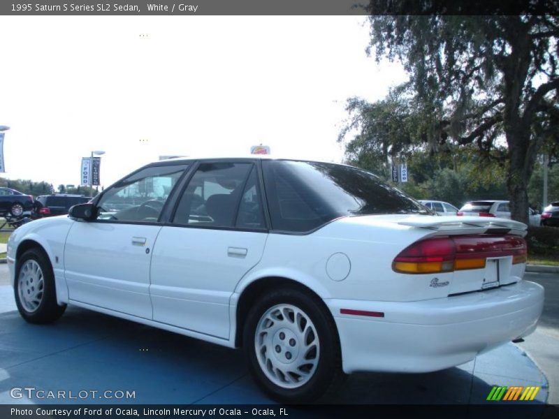 White / Gray 1995 Saturn S Series SL2 Sedan