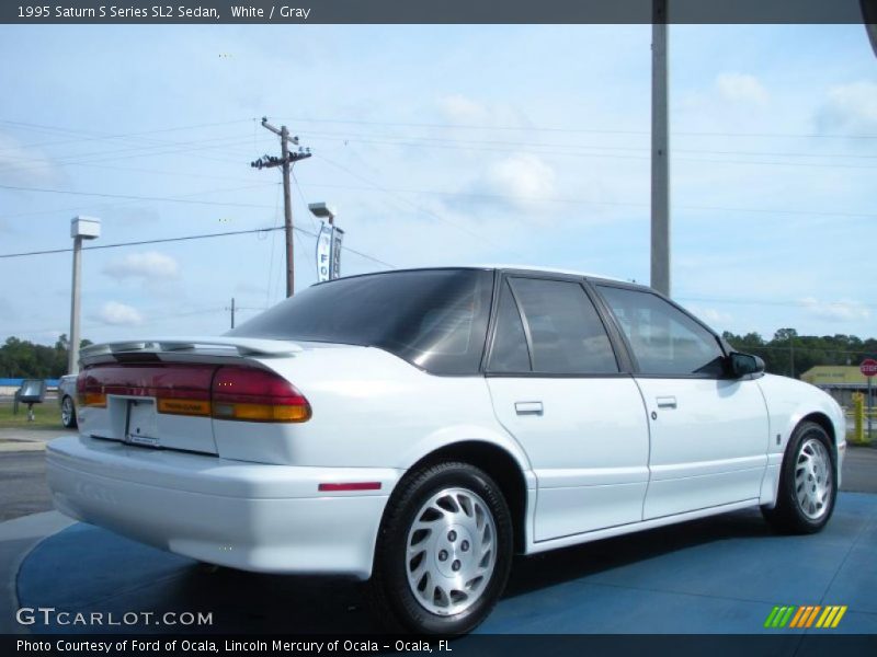 White / Gray 1995 Saturn S Series SL2 Sedan