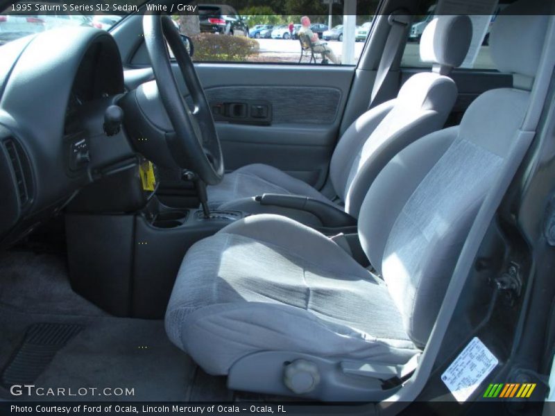 White / Gray 1995 Saturn S Series SL2 Sedan