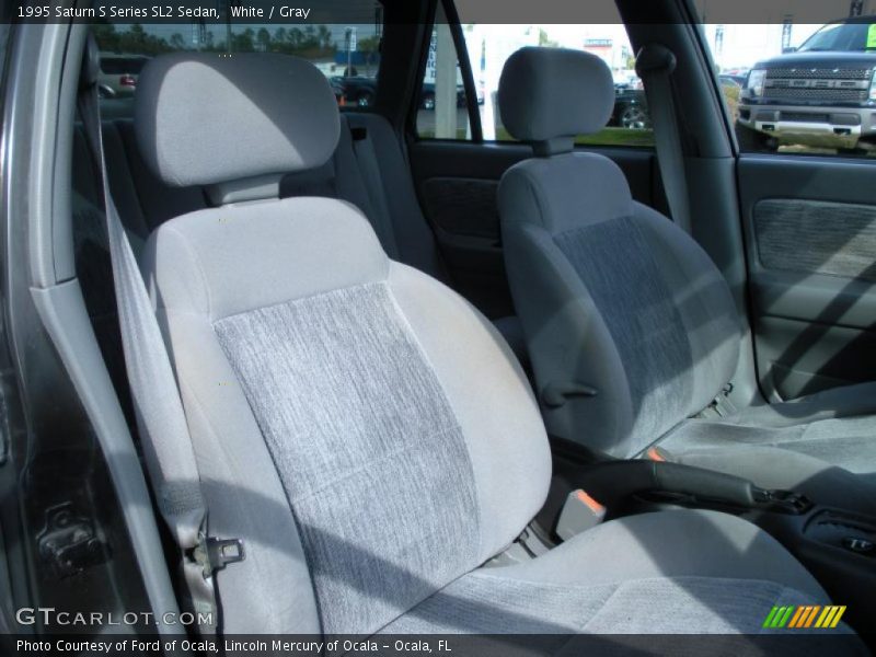 White / Gray 1995 Saturn S Series SL2 Sedan