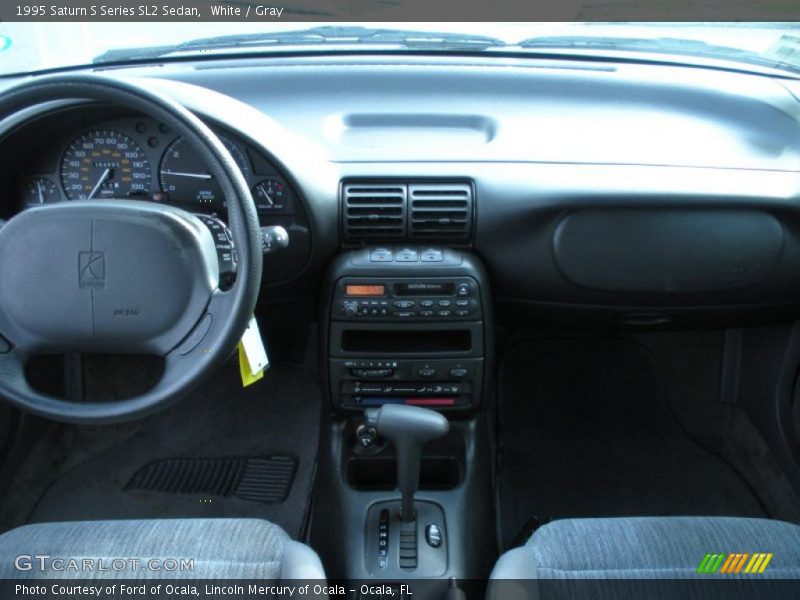 White / Gray 1995 Saturn S Series SL2 Sedan